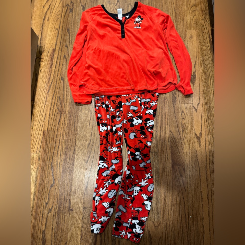 Disney Red Pajama Set with Mickey Mouse